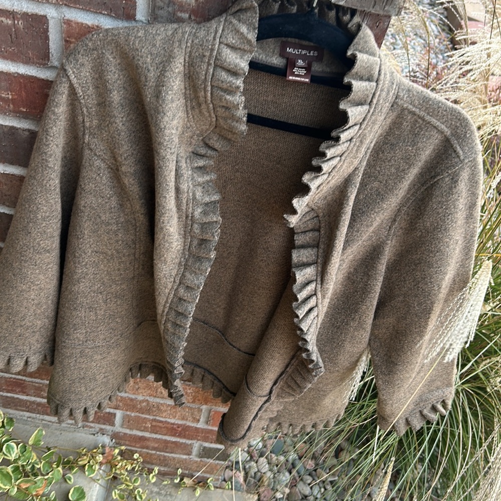 Multiples Ladies XL 3/4 Sleeve Wool Blend Ruffle Trim Jacket - Picture 7 of 12